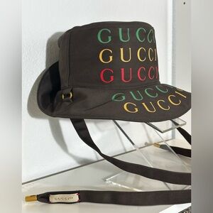 GUCCI reversible bucket hat size Med